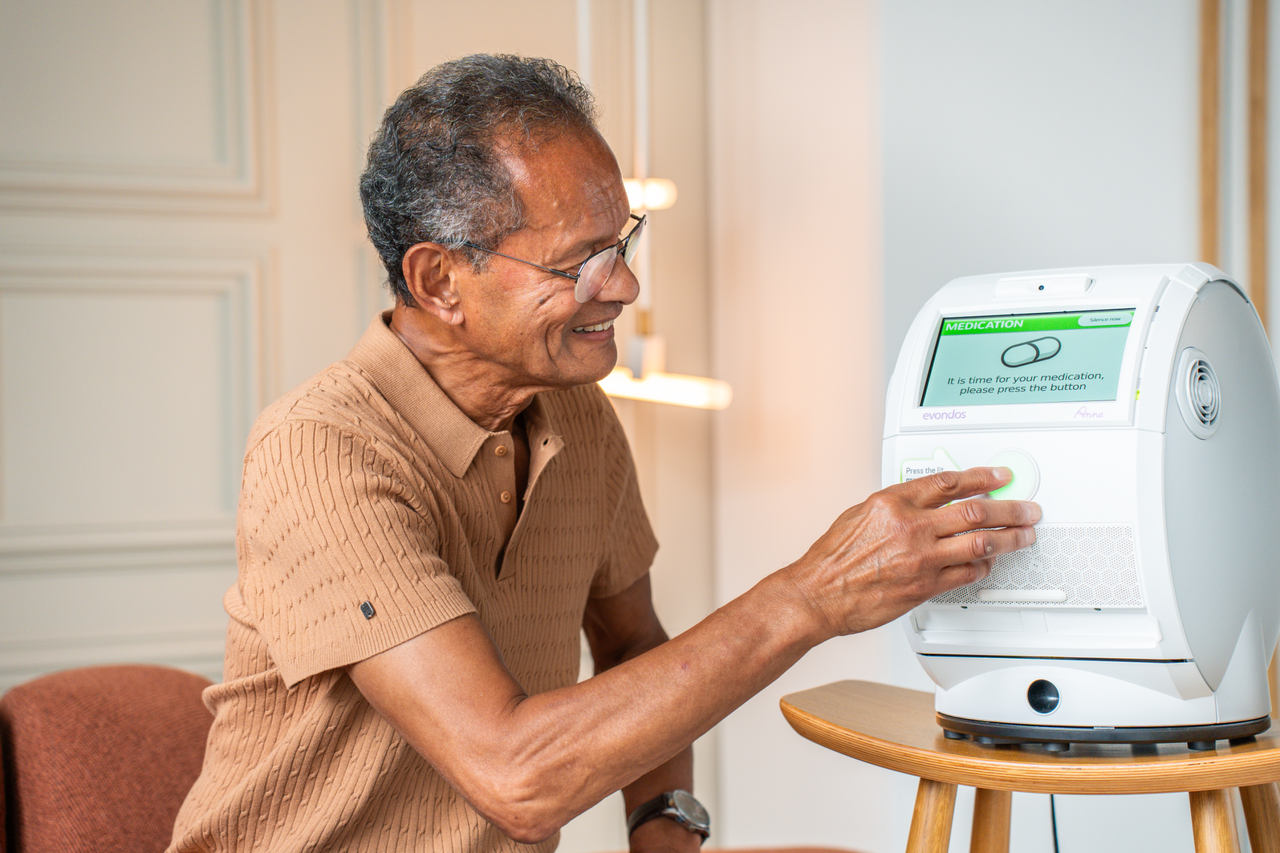 2d598a65-302d-48d5-bf41-f5658d56b798-1-2